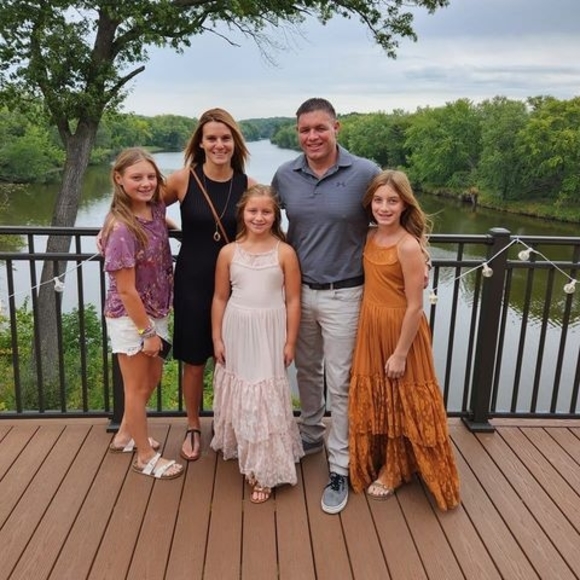 Meet your Posher, Shari - Picture 1 of 1